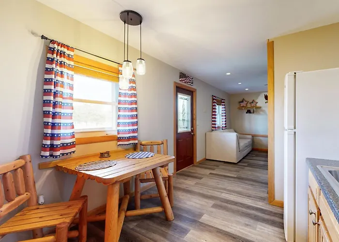 Pet Friendly! Countryside Couples In Illinois Ferienhaus *